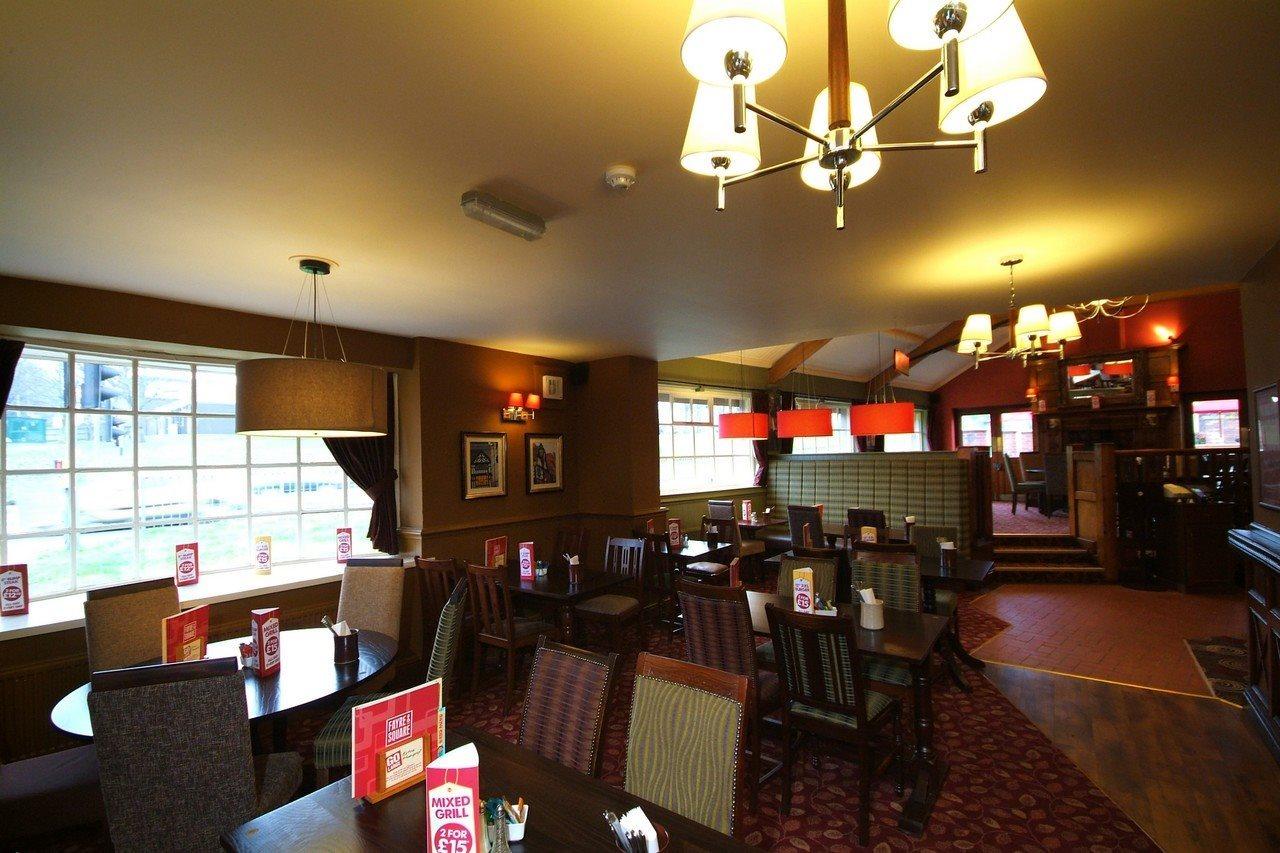 Premier Inn Chester Central - North מראה חיצוני תמונה