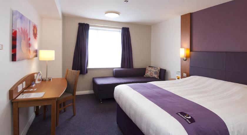 Premier Inn Chester Central - North חדר תמונה