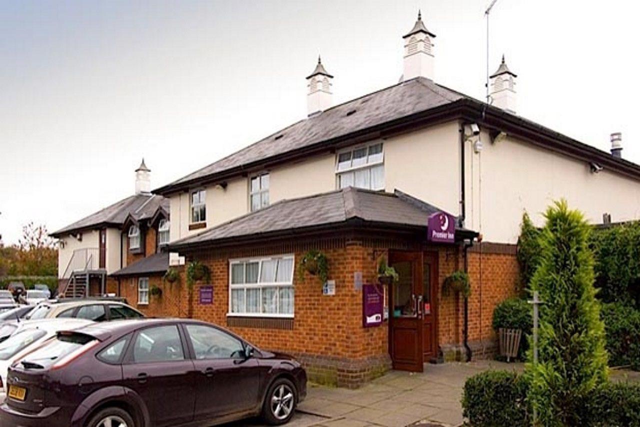 Premier Inn Chester Central - North מראה חיצוני תמונה